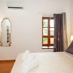 Harmonia - A Sanctuary In The Old Town Of Rhodes Rhodes City
